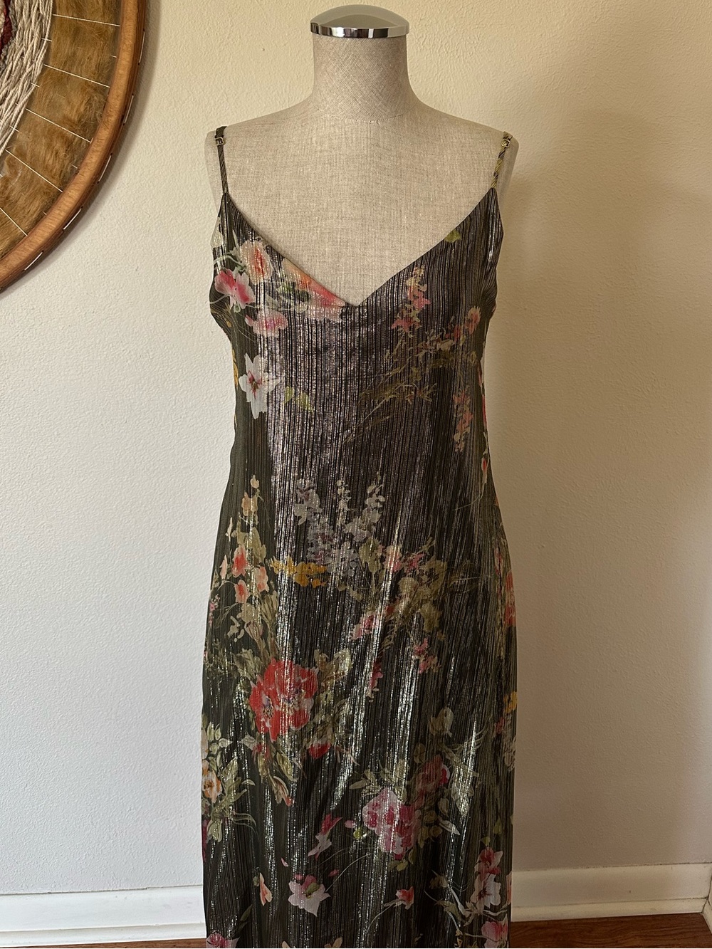 Warm Metallic Gold Floral Shift Dress Silk Made USA Designer Woman's 1 - Picture 2 of 10